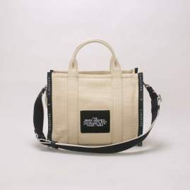 Picture of Marc Jacobs Handbags _SKUfw234178746fw